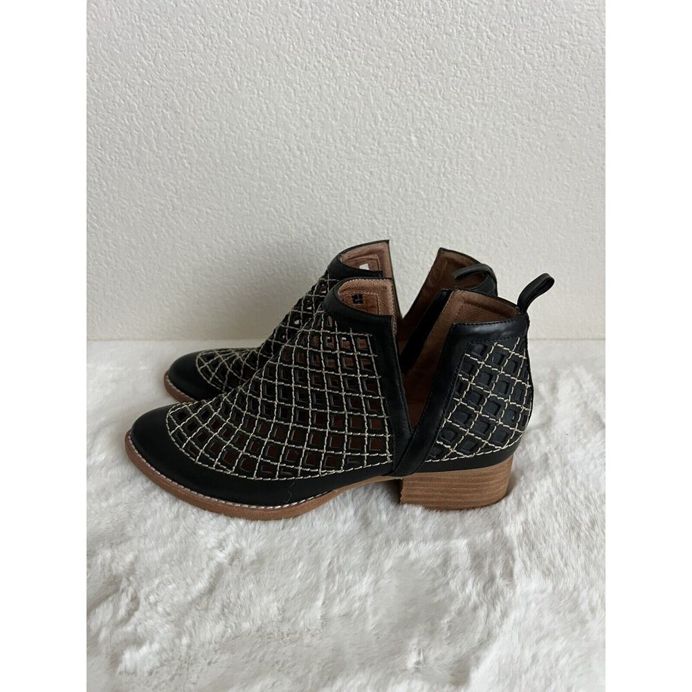 Jeffrey Campbell Taggart Bootie Boots Cage Leather Size 7 - Picture 4 of 13